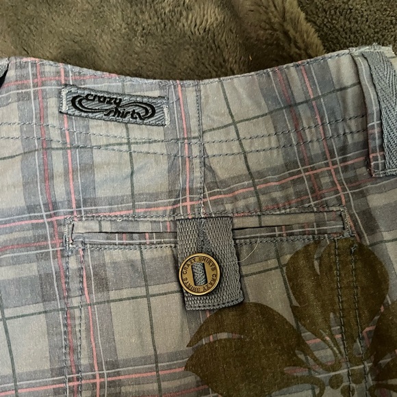 Crazy Shirt Hawaiian Plaid Cargo Shorts - Picture 3 of 5